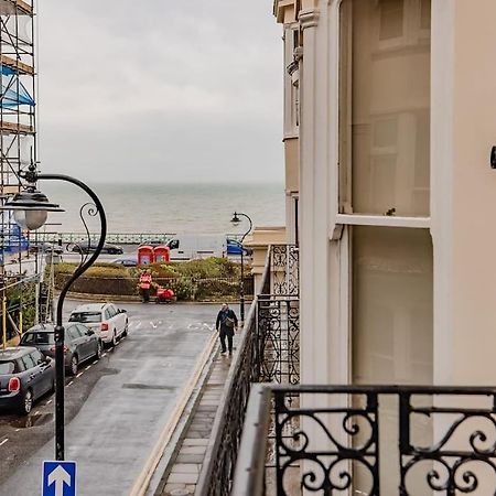 Beautiful Sea View I Spacious One Bed Room Flat I Sleep 4 Guests Bp2 Brighton Kültér fotó