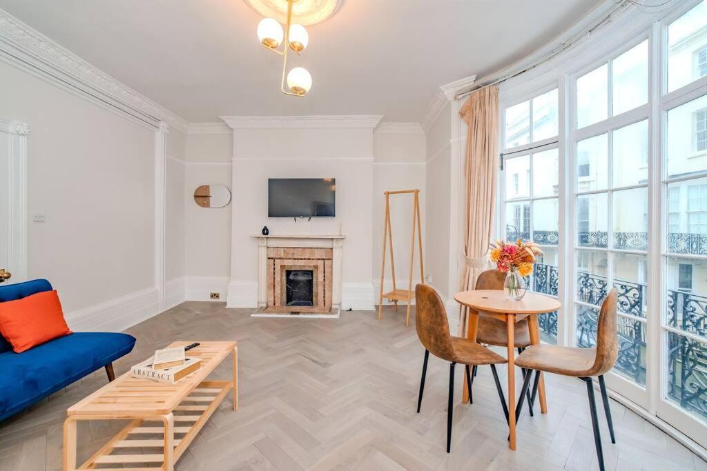 Beautiful Sea View I Spacious One Bed Room Flat I Sleep 4 Guests Bp2 Brighton Kültér fotó